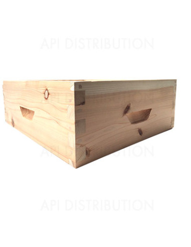 HAUSSE DADANT SANS CADRE TENONS EN CRYPTOMERIA POUR 8 CADRES DROITS